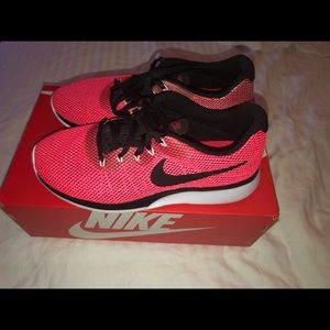 Women’s Size 8